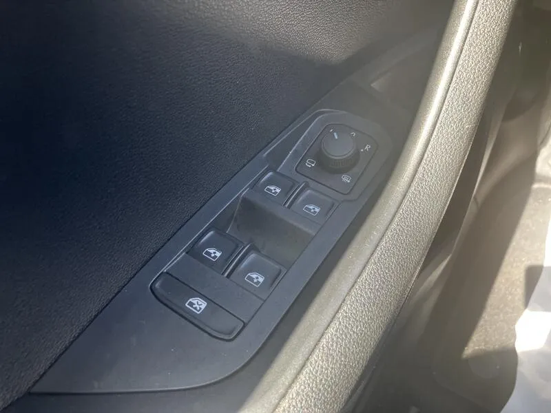 Škoda Karoq 1.5 TSI DSG ACT Selection - foto 26