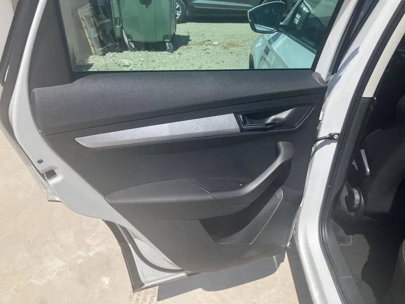 Škoda Karoq 1.5 TSI DSG ACT Selection - foto 20
