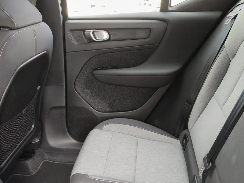 Volvo XC40 1.5 T4 Recharge PHEV Core - foto 29