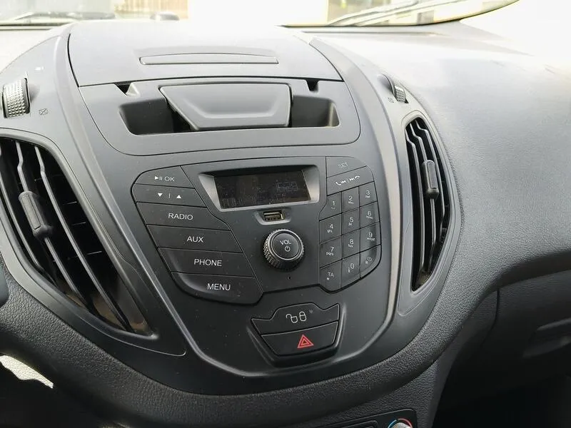 Ford Transit 1.5 TDCi Trend - foto 11