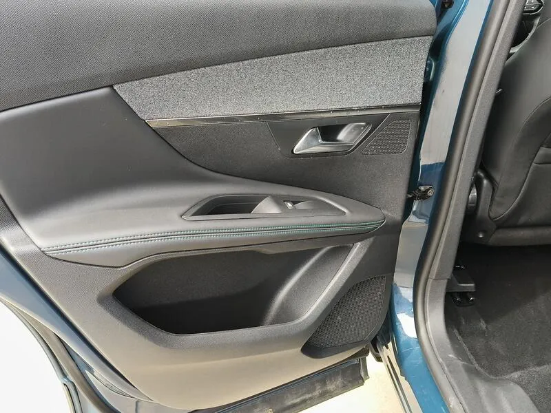 Peugeot 3008 Hybrid 225 e Allure - foto 35