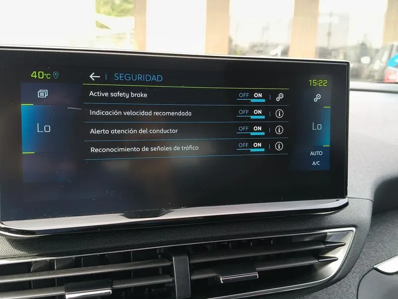 Peugeot 3008 Hybrid 225 e Allure - foto 19