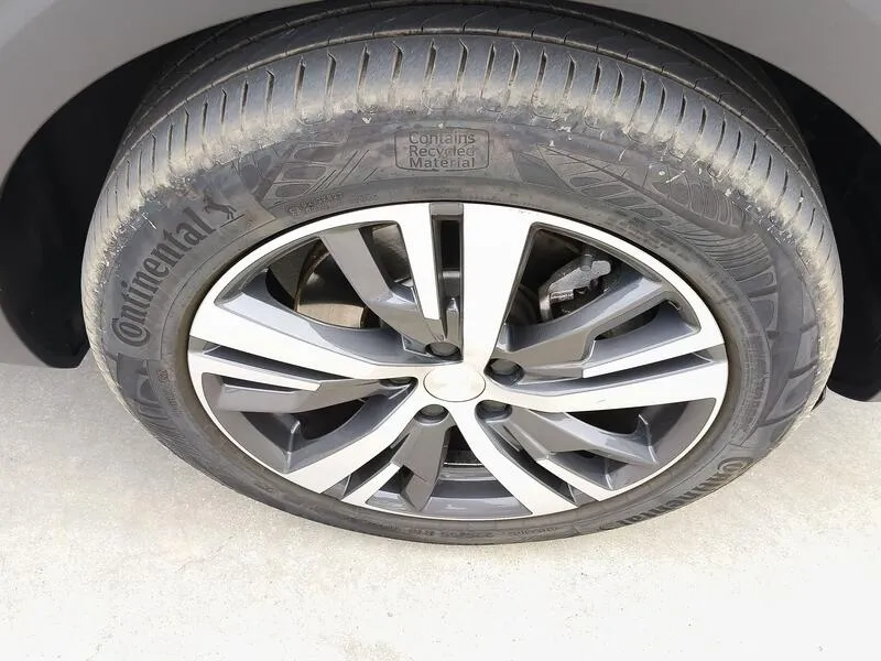 Peugeot 3008 Hybrid 225 e Allure - foto 41