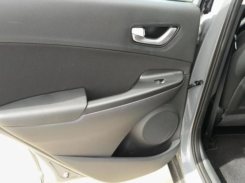 Hyundai Kona 1.6 GDI HEV Maxx - foto 36