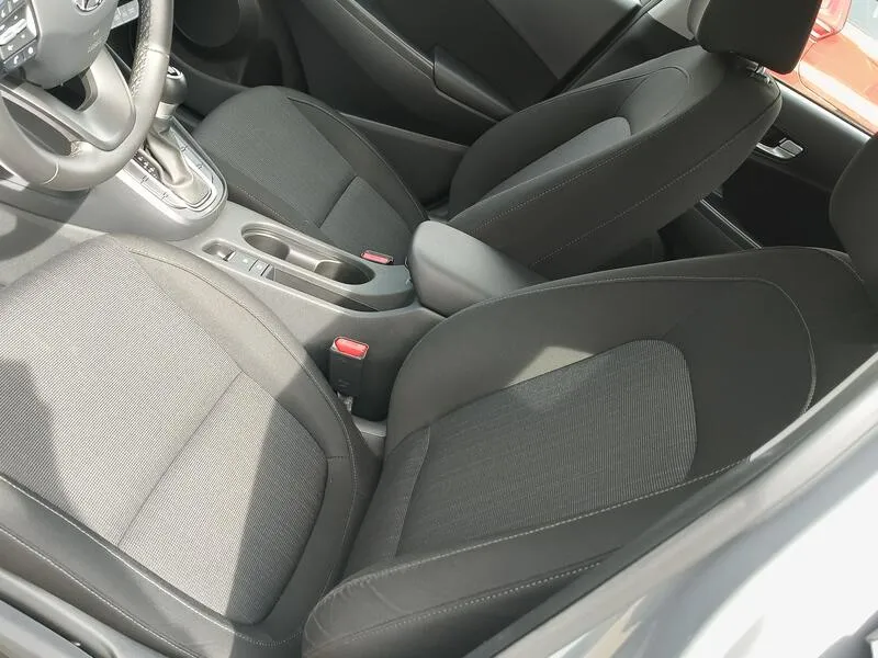 Hyundai Kona 1.6 GDI HEV Maxx - foto 32