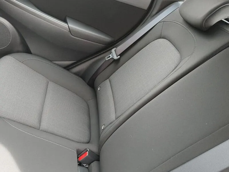 Hyundai Kona 1.6 GDI HEV Maxx - foto 34