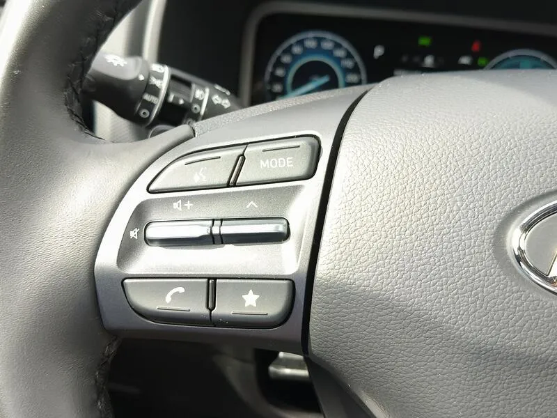 Hyundai Kona 1.6 GDI HEV Maxx - foto 27
