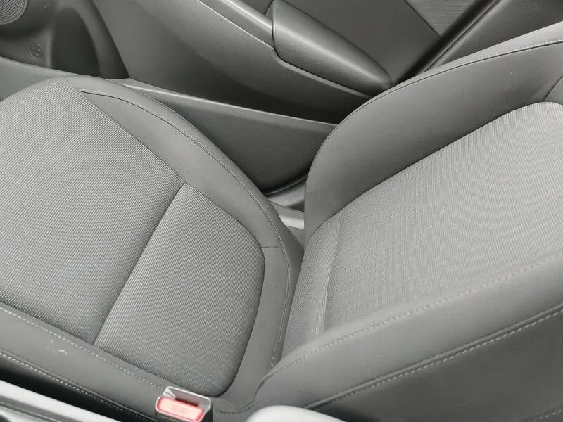 Hyundai Kona 1.6 GDI HEV Maxx - foto 23