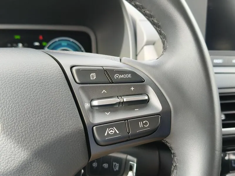 Hyundai Kona 1.6 GDI HEV Maxx - foto 25