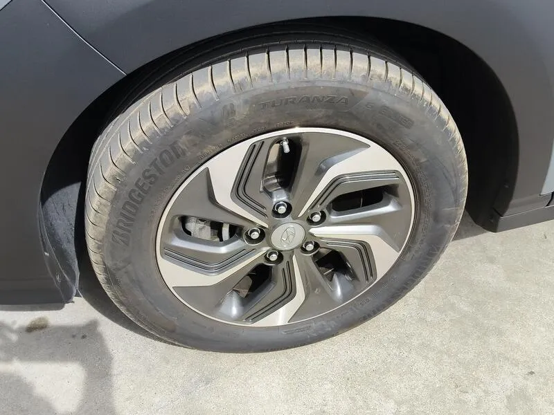 Hyundai Kona 1.6 GDI HEV Maxx - foto 46
