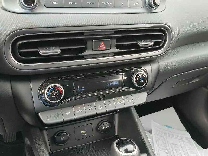 Hyundai Kona 1.6 GDI HEV Maxx - foto 12