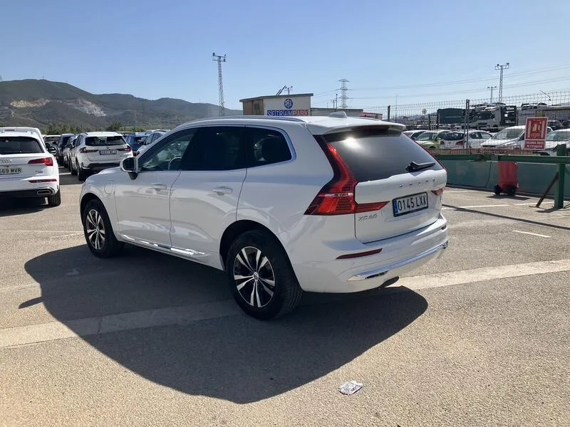 Volvo XC60 2.0 T6 AWD Recharge Inscription Exp - foto 4