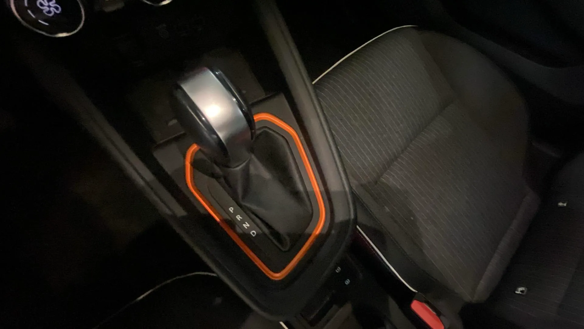 Renault Clio Zen TCe GPF EDC - foto 12