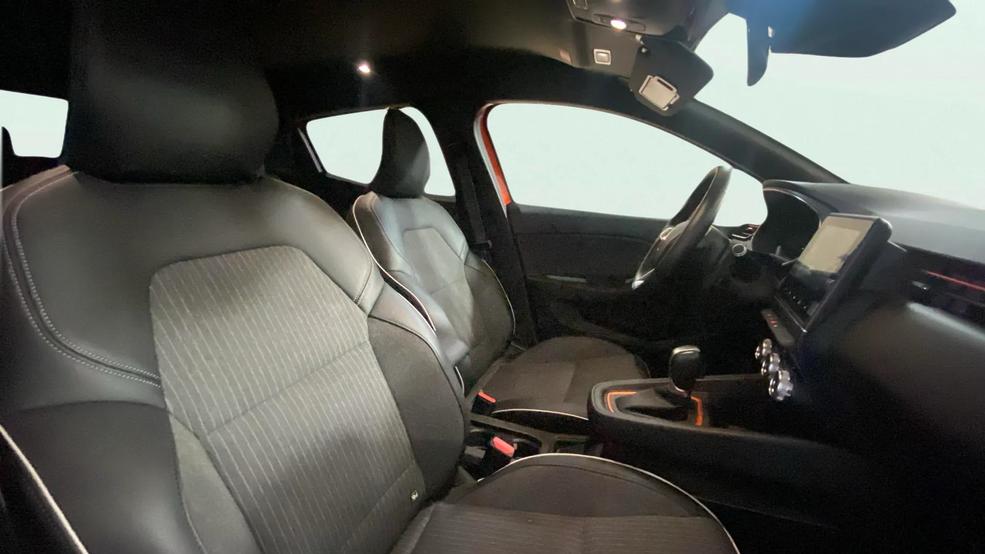 Renault Clio Zen TCe GPF EDC - foto 21