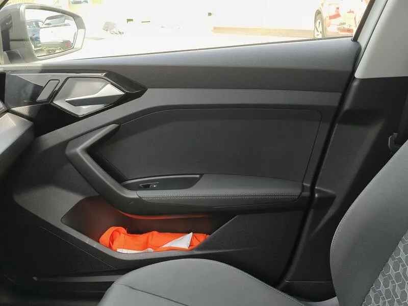 Audi A1 Sportback Adrenalin 30 TFSI S tron - foto 19