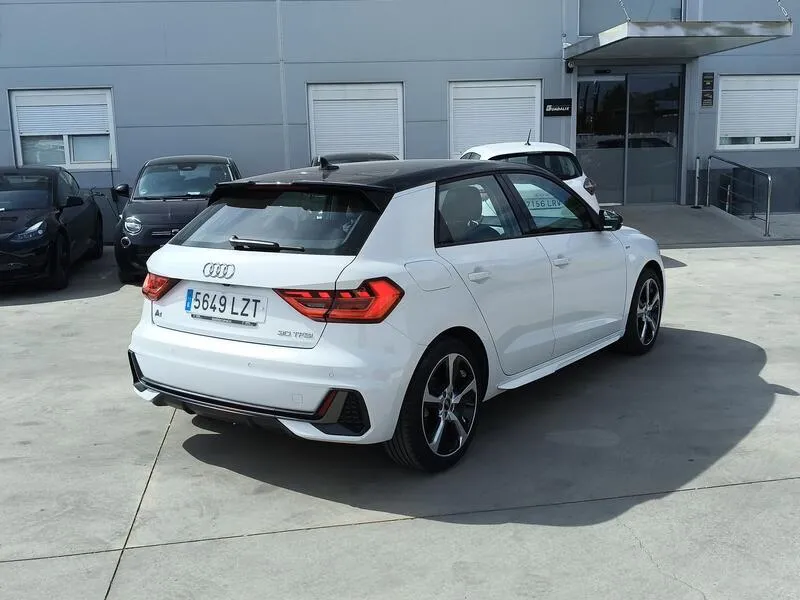 Audi A1 Sportback Adrenalin 30 TFSI S tron - foto 6