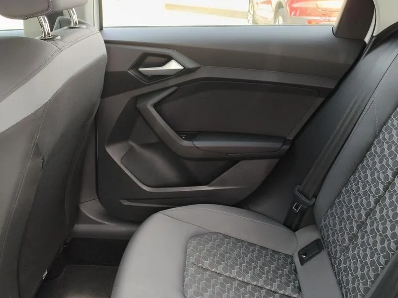 Audi A1 Sportback Adrenalin 30 TFSI S tron - foto 31