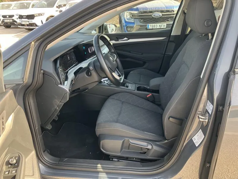Volkswagen Golf 2.0 TDI - foto 11