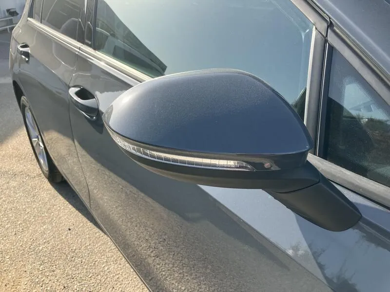 Volkswagen Golf 2.0 TDI - foto 31