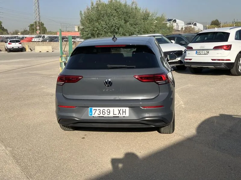 Volkswagen Golf 2.0 TDI - foto 5