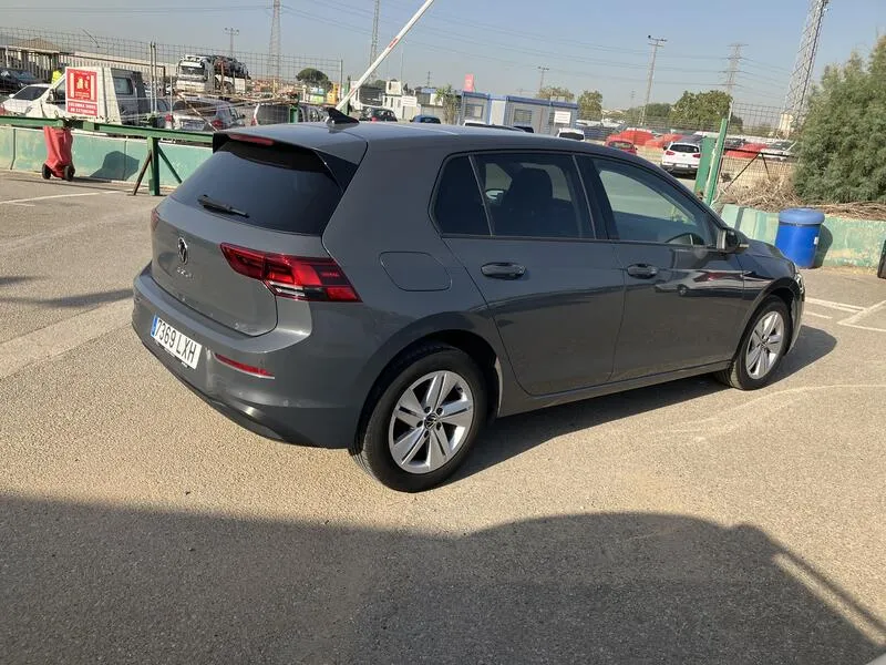 Volkswagen Golf 2.0 TDI - foto 6