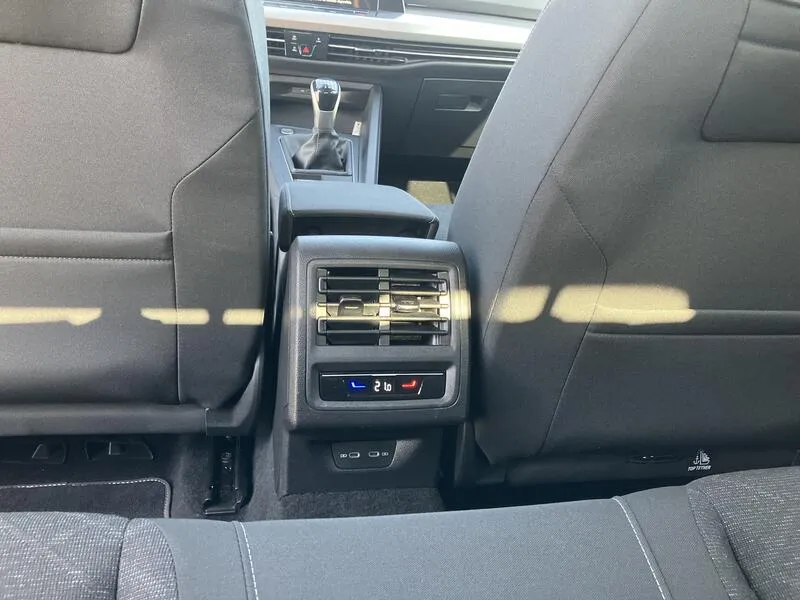 Volkswagen Golf 2.0 TDI - foto 36