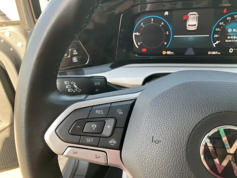 Volkswagen Golf 2.0 TDI - foto 15