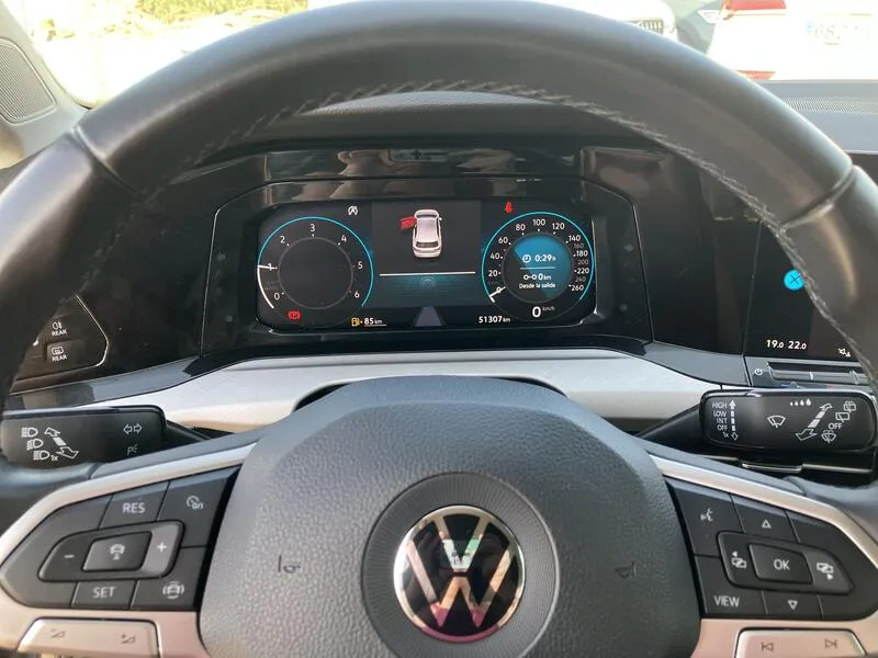 Volkswagen Golf 2.0 TDI - foto 14
