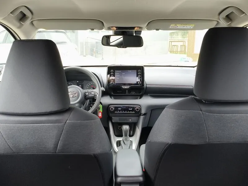 Toyota Yaris 1.5 120H Business Plus - foto 34