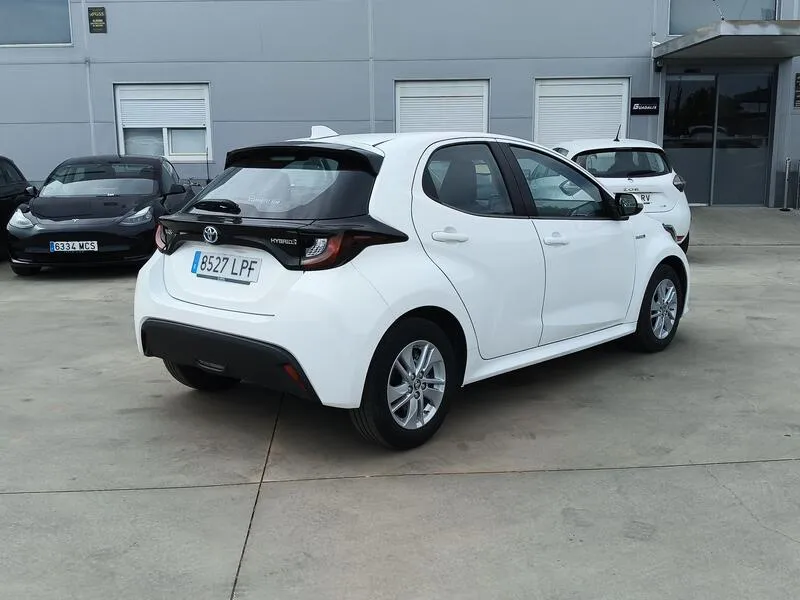 Toyota Yaris 1.5 120H Business Plus - foto 6