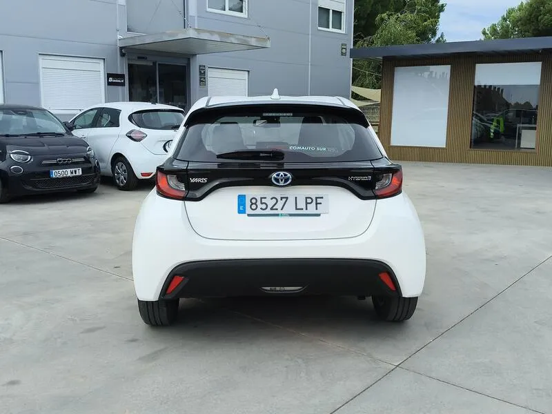 Toyota Yaris 1.5 120H Business Plus - foto 5