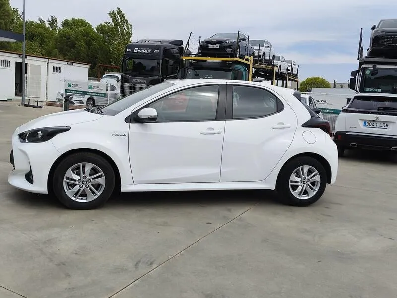 Toyota Yaris 1.5 120H Business Plus - foto 3