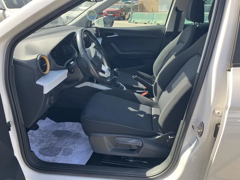 SEAT Arona 1.0 TSI Style Plus - foto 13