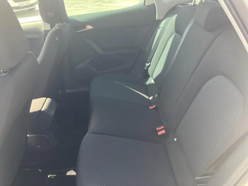 SEAT Arona 1.0 TSI Style Plus - foto 22