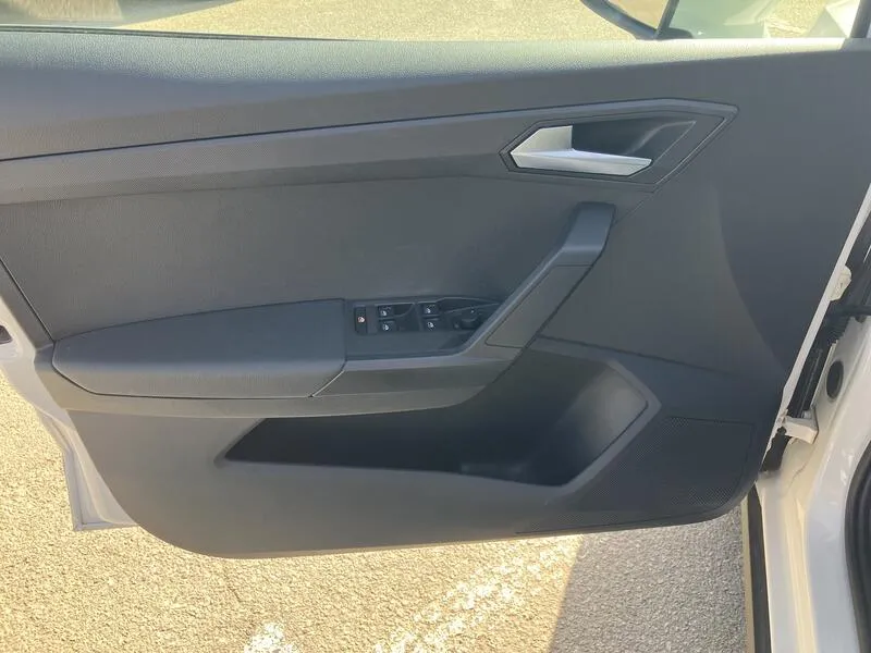 SEAT Arona 1.0 TSI Style Plus - foto 11