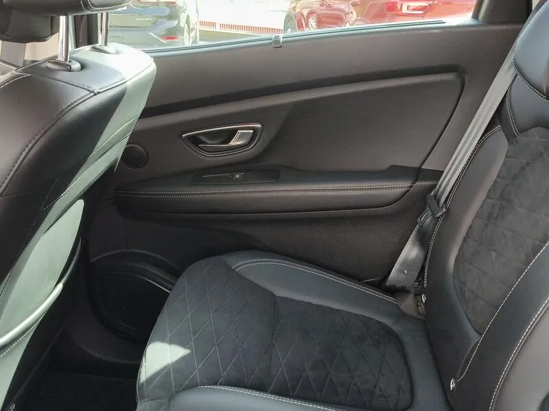 Renault Scénic Executive TCe - foto 33