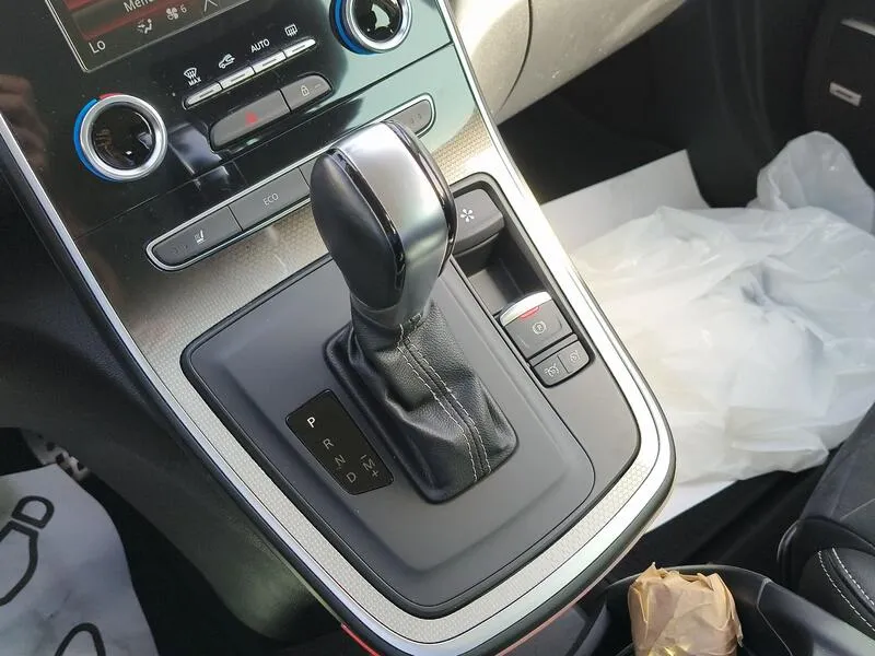Renault Scénic Executive TCe - foto 12