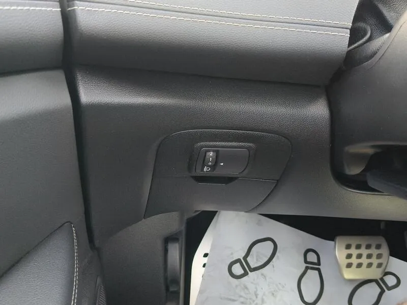 Renault Scénic Executive TCe - foto 28