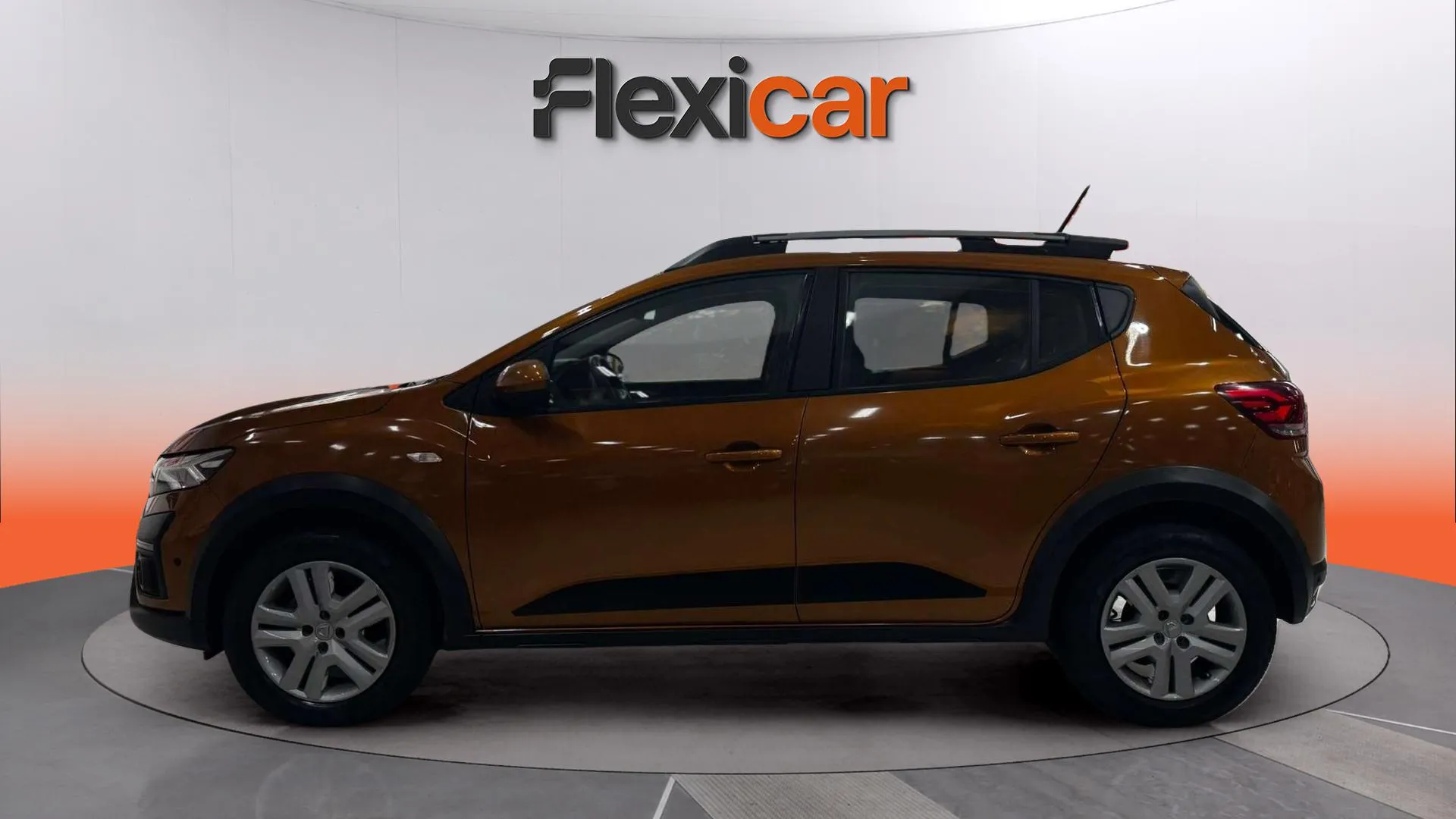 Dacia Sandero Stepway Comfort TCe - foto 7