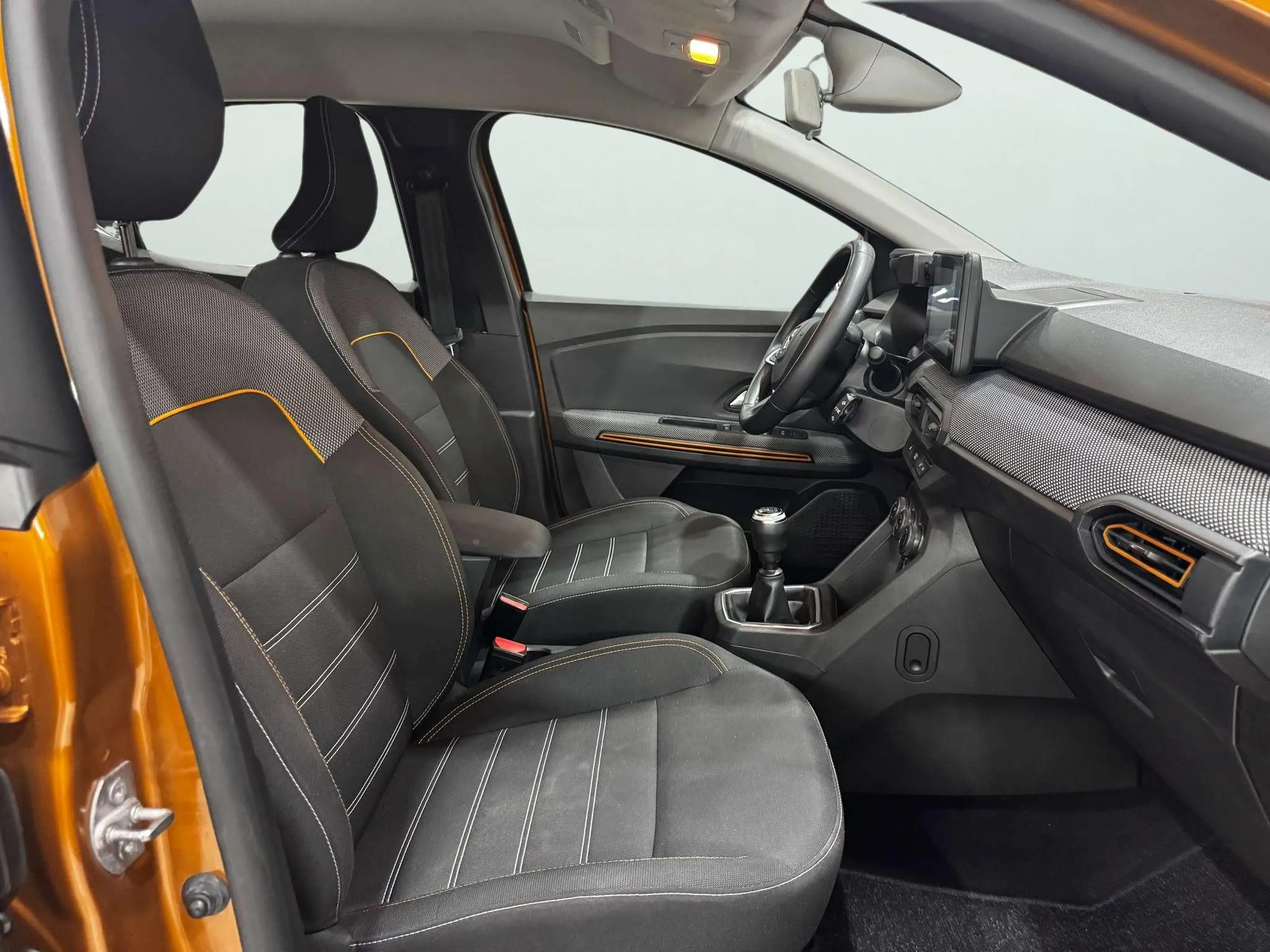 Dacia Sandero Stepway Comfort TCe - foto 12