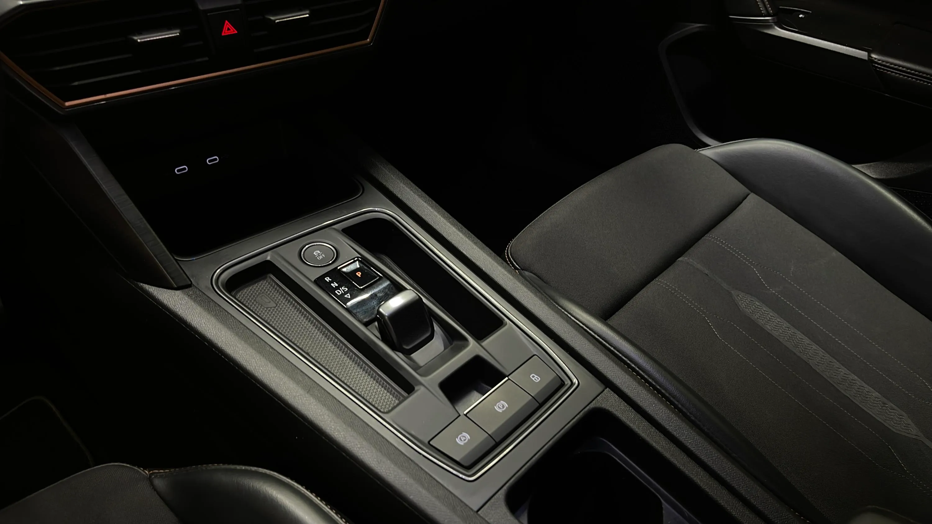 Cupra Formentor 2.0 TSI VZ 4Drive DSG - foto 19