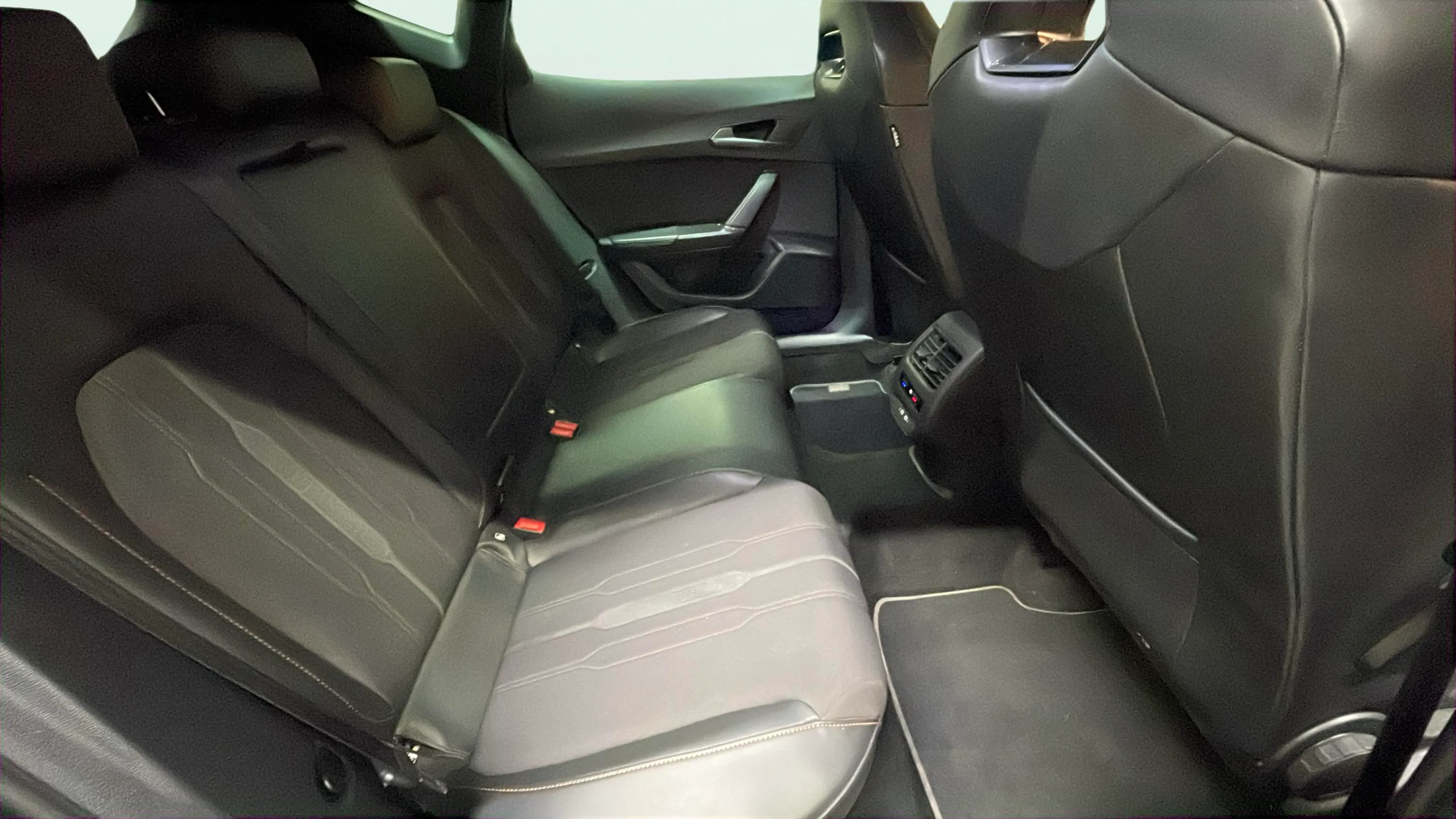 Cupra Formentor 2.0 TSI VZ 4Drive DSG - foto 23