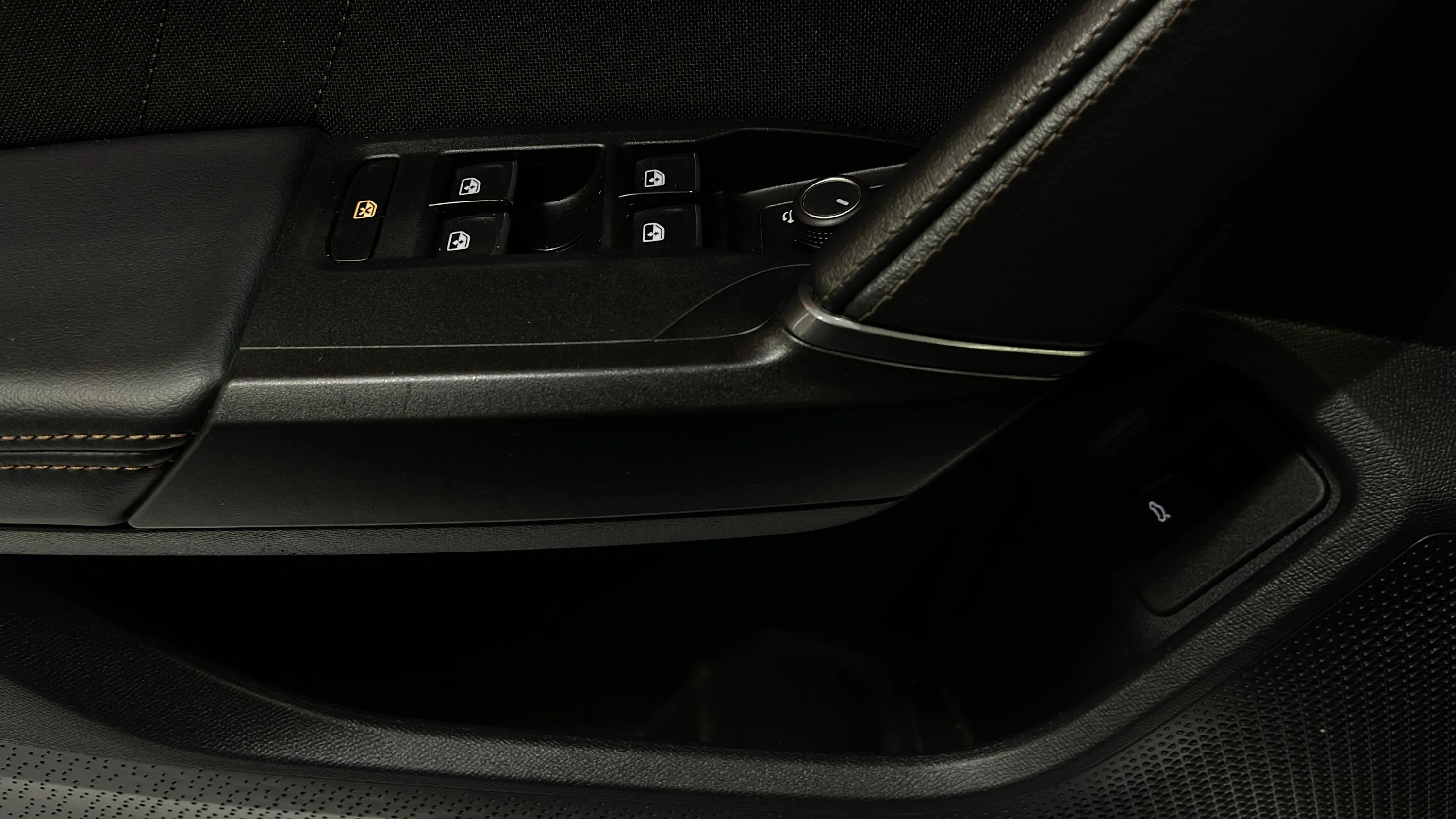 Cupra Formentor 2.0 TSI VZ 4Drive DSG - foto 18
