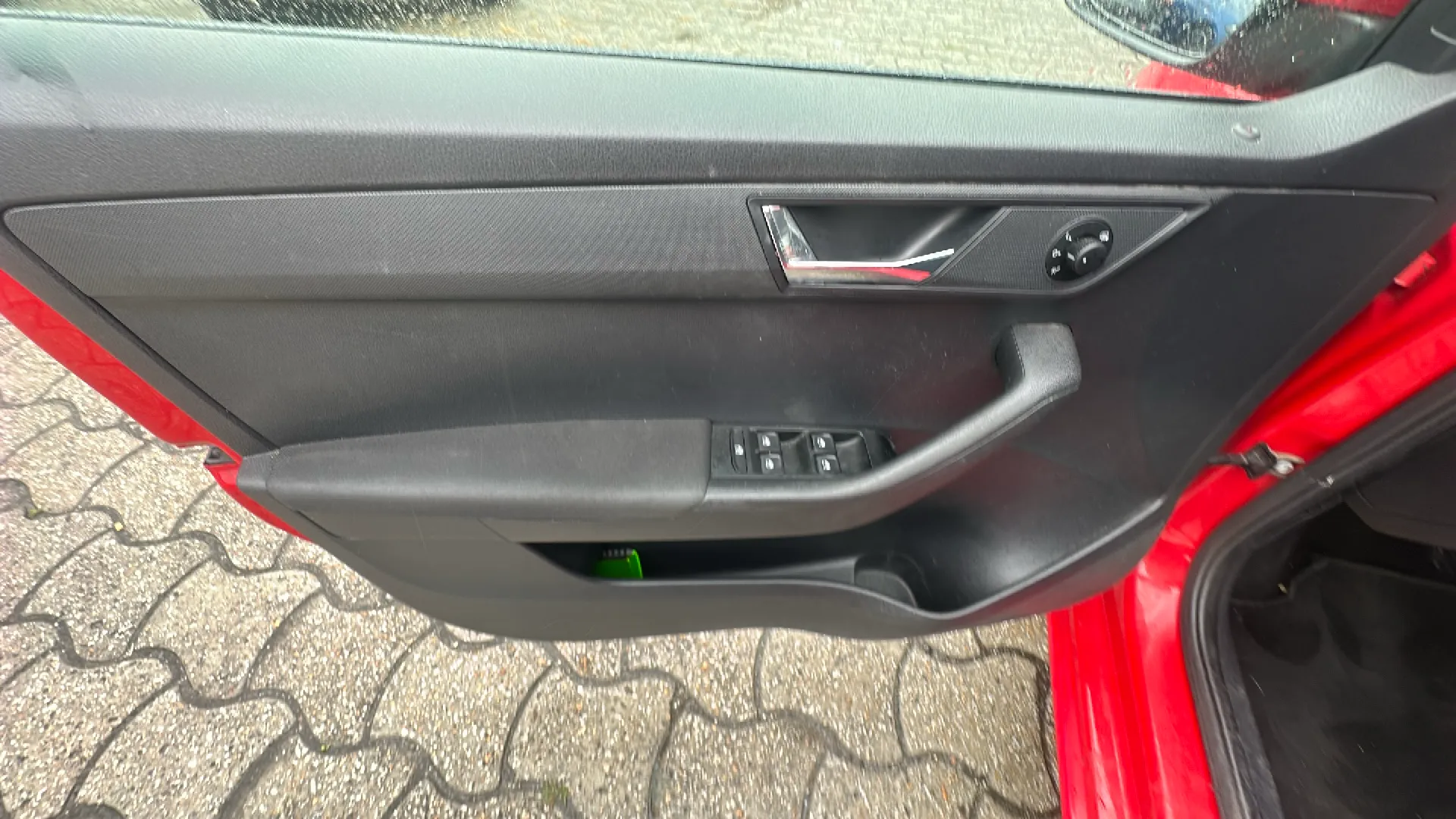 Škoda Fabia 1.0 MPI Active - foto 22