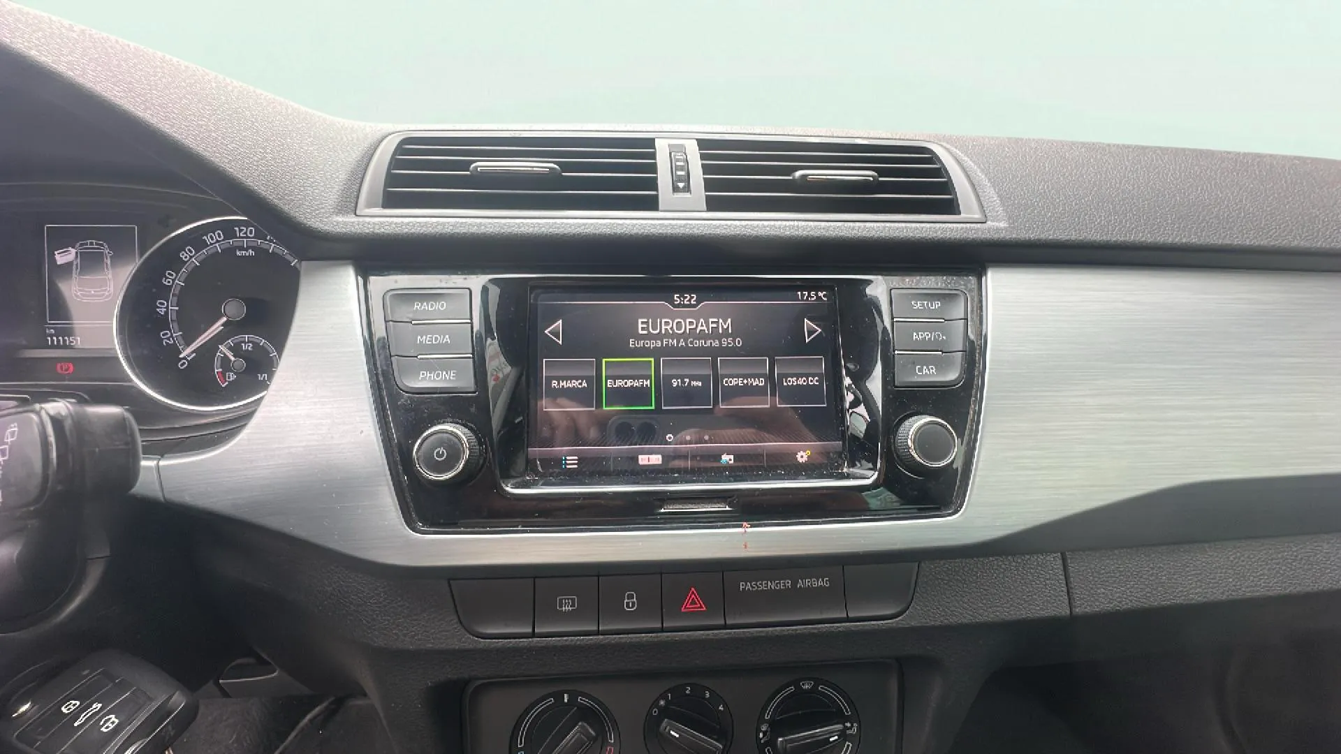 Škoda Fabia 1.0 MPI Active - foto 19