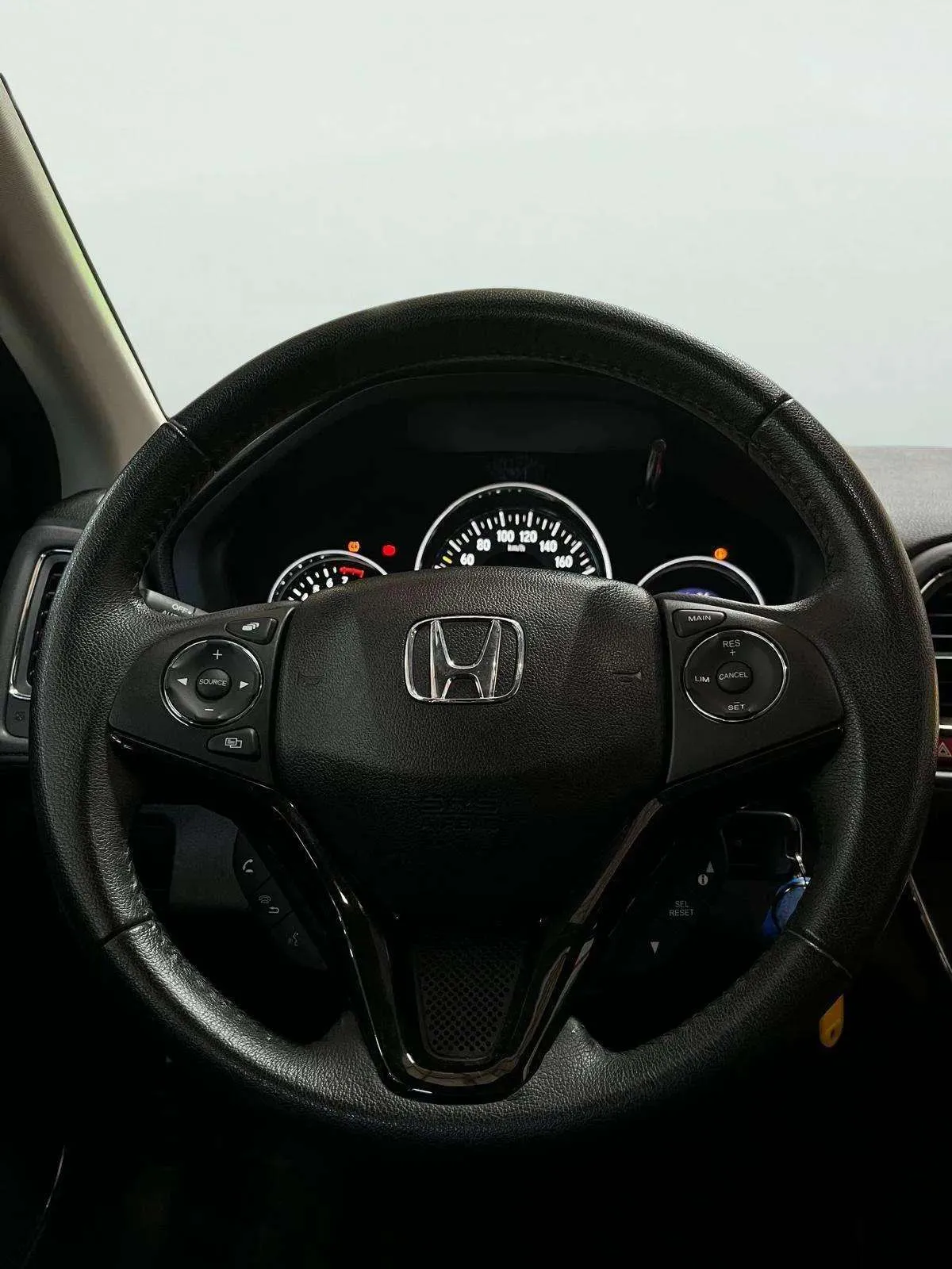 Honda HR-V 1.5 i-VTEC Elegance - foto 14