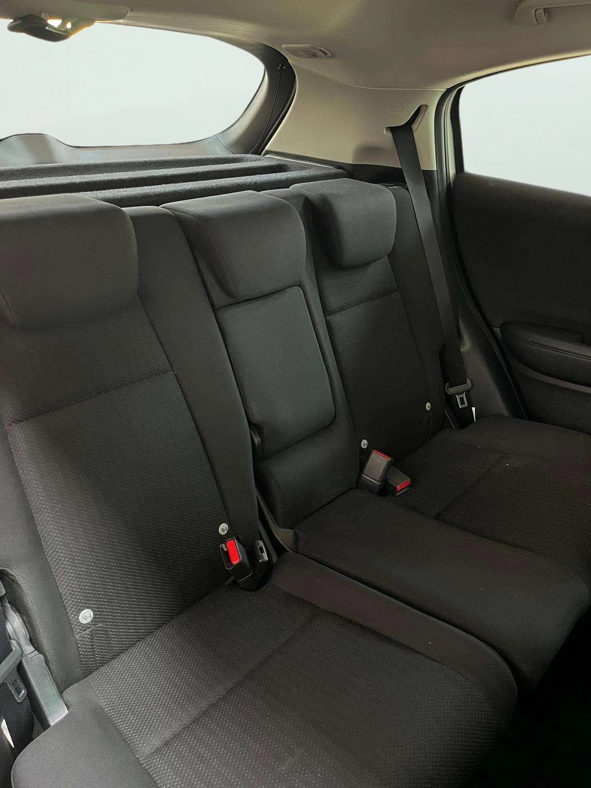 Honda HR-V 1.5 i-VTEC Elegance - foto 22