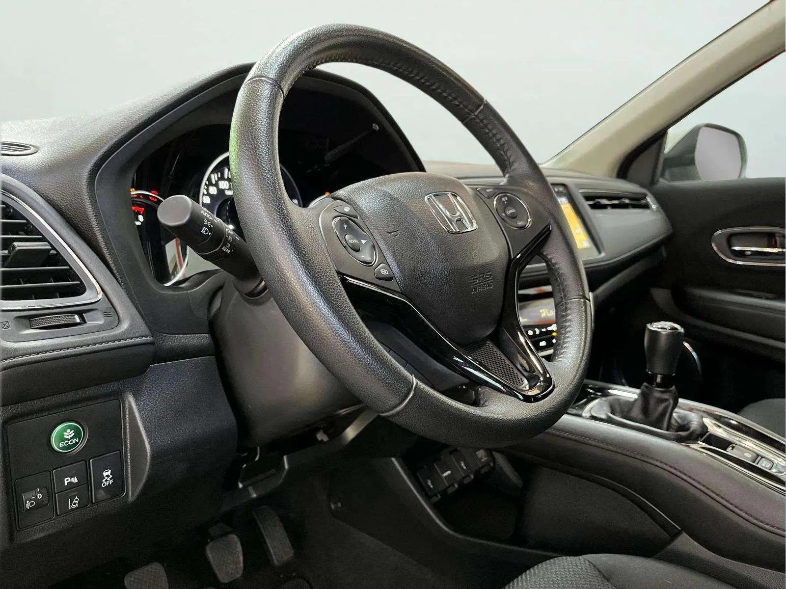 Honda HR-V 1.5 i-VTEC Elegance - foto 11