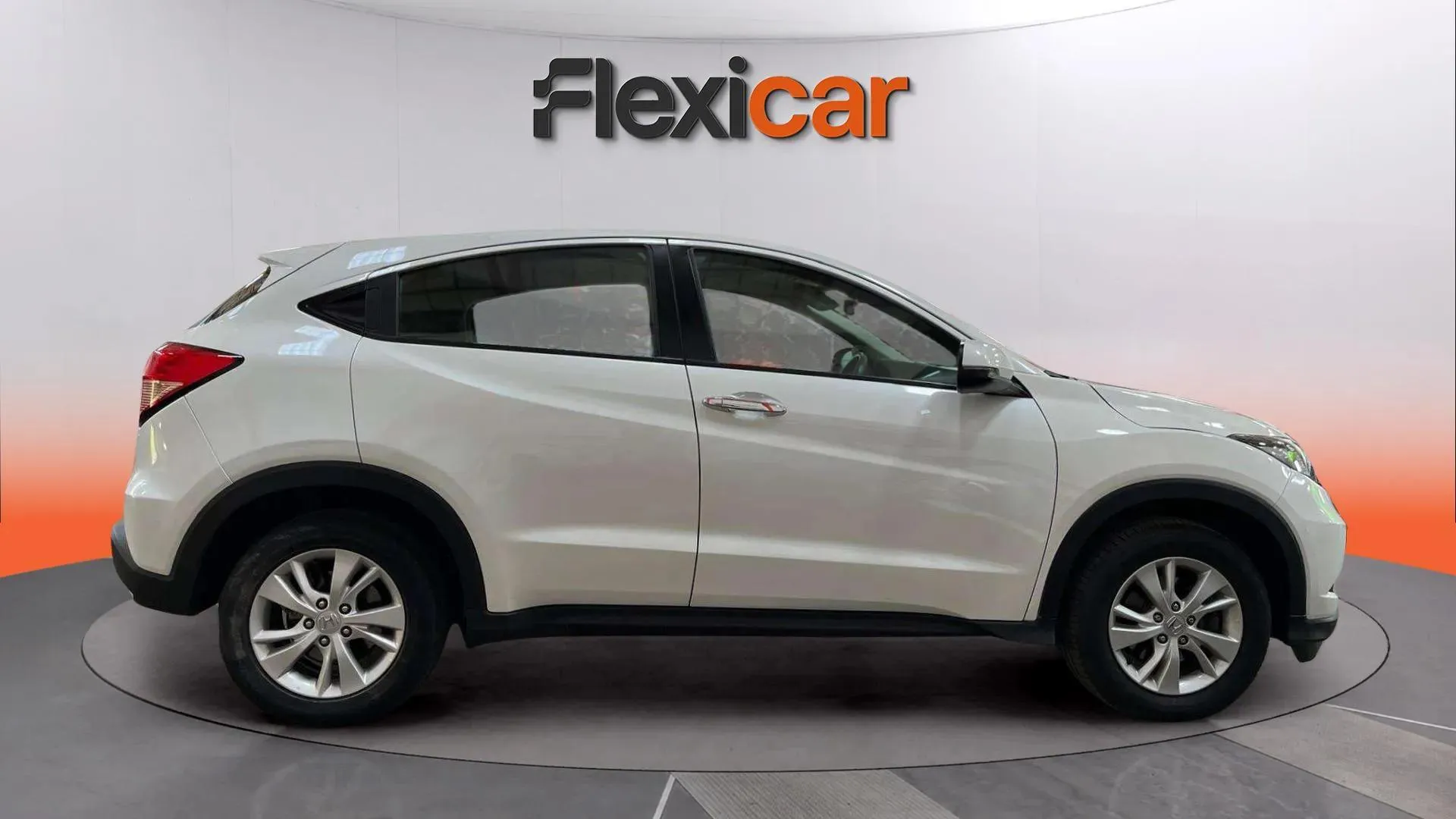 Honda HR-V 1.5 i-VTEC Elegance - foto 8