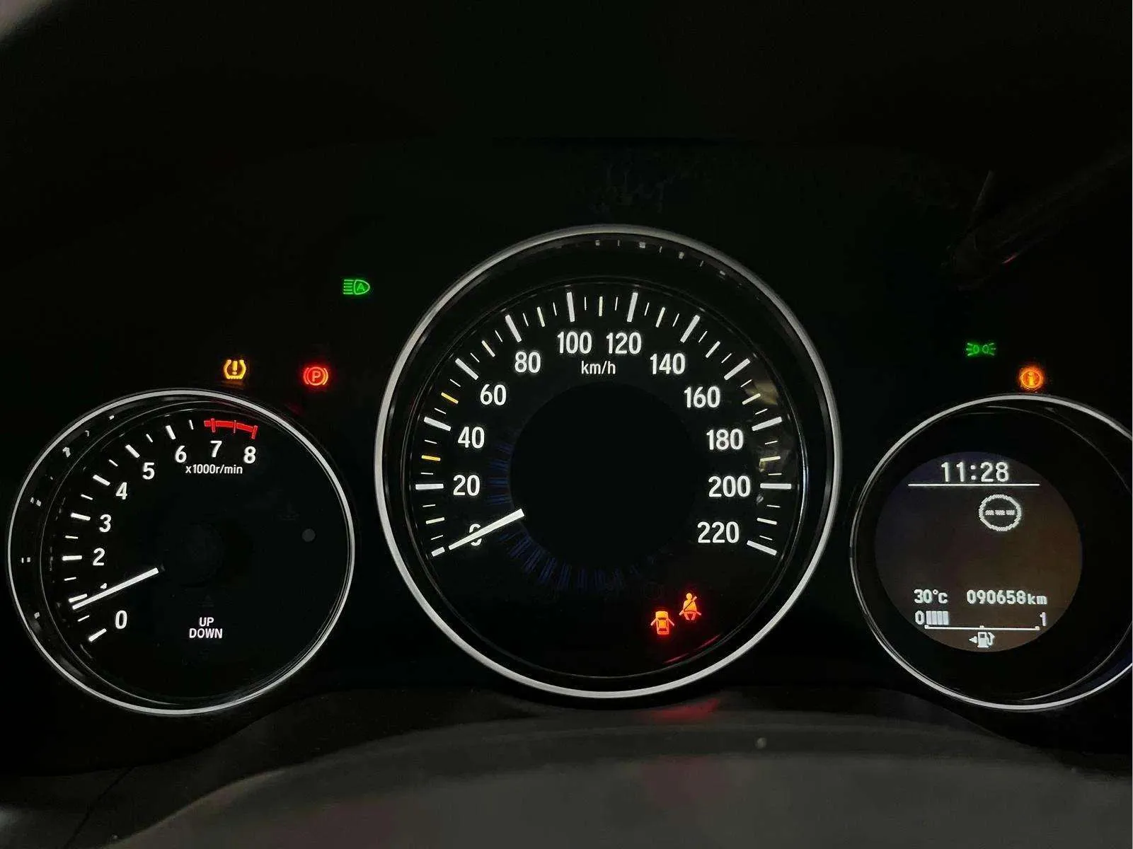 Honda HR-V 1.5 i-VTEC Elegance - foto 15